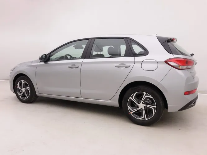 Hyundai i30 1.0i 120 5D Twist Plus + GPS Carplay + Camera + ALU16 Image 3