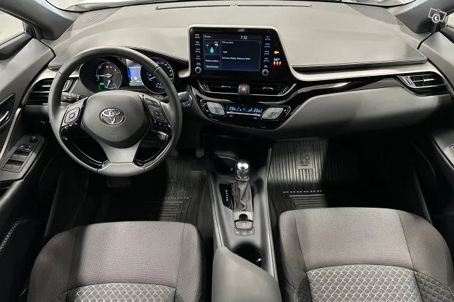 Toyota C-HR 1,8 Hybrid Active * ACC / LED / P.Kamera / Aktii Image 8